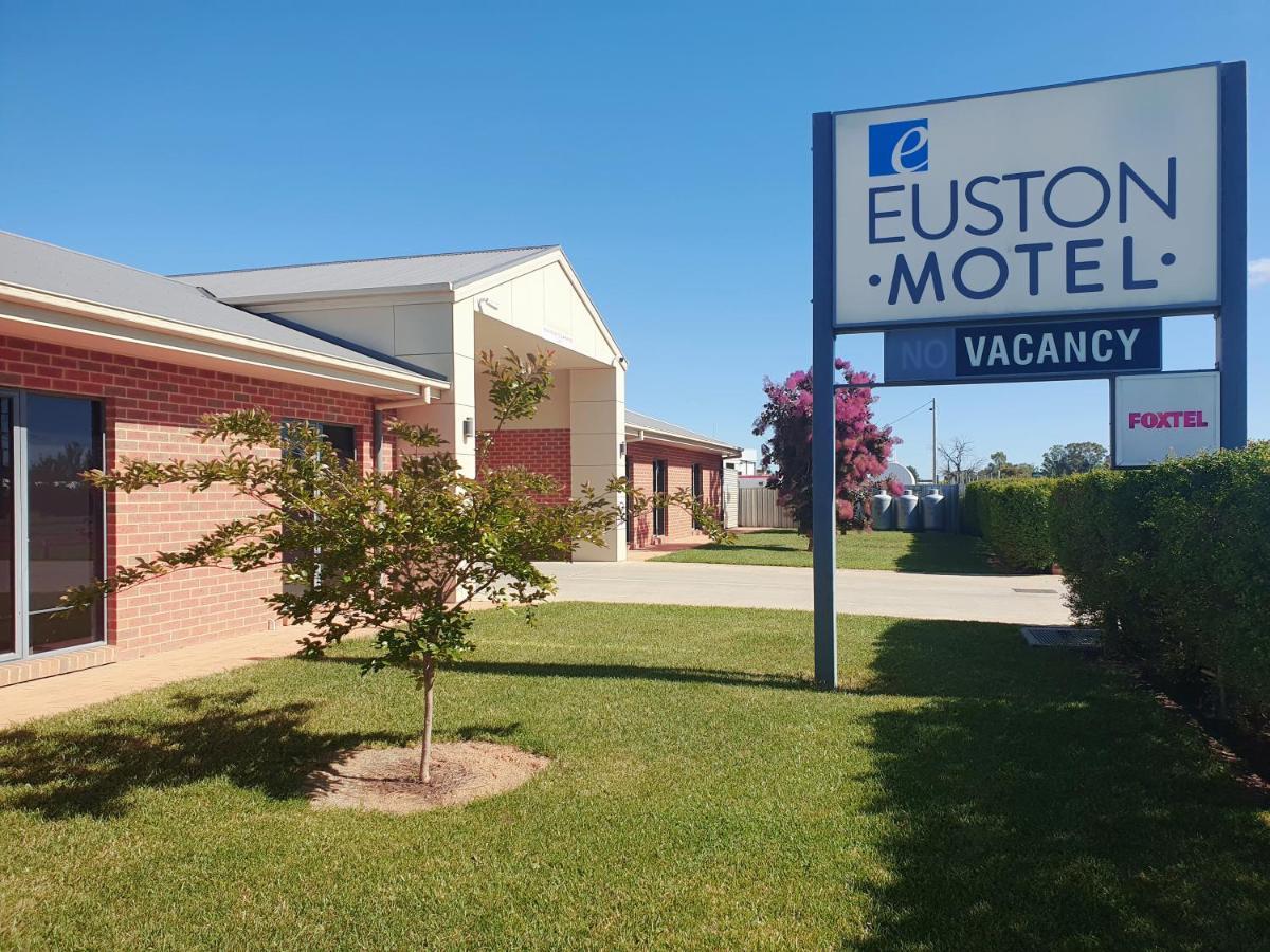 Euston Motel Екстериор снимка